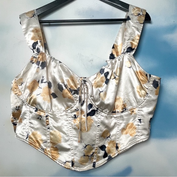 SHEIN rose print corset top - Picture 3 of 5